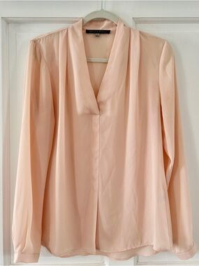 Rose & Olive Peach/Rose V-Neck Long Sleeve Blouse